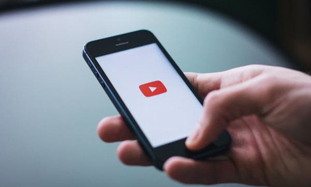 Earn Money Watching YouTube Videos with Roladel: A Comprehensive Guide