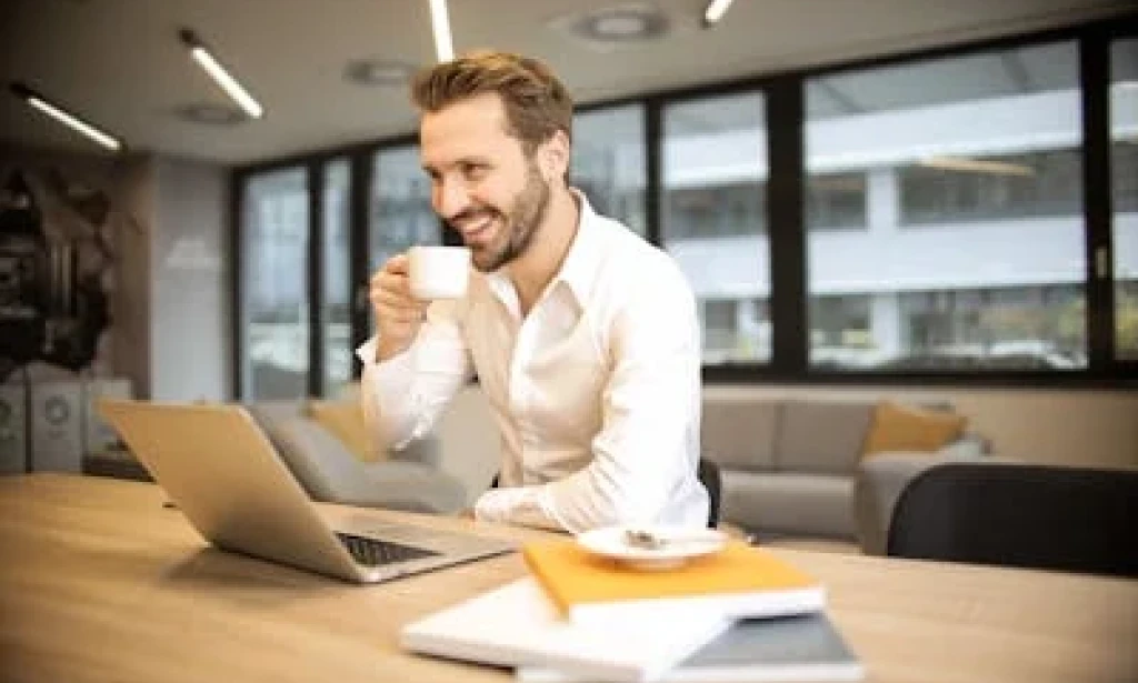 6 Job Search Strategies To Get A Job Within 7 Days (No Experience Required)
